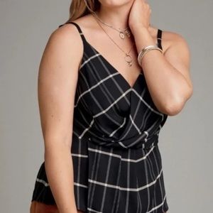 🩷SOLD🩷CAbi check crossover cami